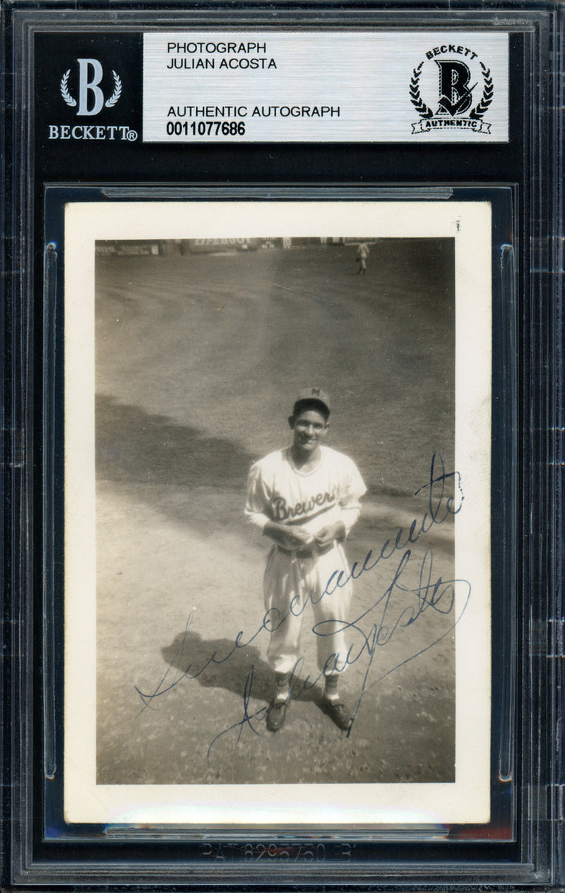 Julian Acosta Autographed 2.5x3.5 Photo Cuban Beckett BAS #11077686