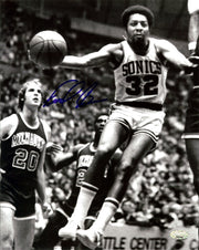 Downtown Fred Brown Autographed Framed 8x10 Photo Seattle Supersonics MCS Holo Stock #200389