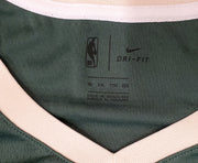 Milwaukee Bucks Giannis Antetokounmpo Autographed Green Nike Jersey Size XXL Beckett BAS Stock #191165