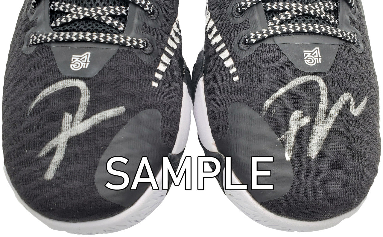 Giannis Antetokounmpo Autographed Black Nike Immortality Shoes Miami Heat Size 12.5 Pair Beckett BAS QR Stock #197428