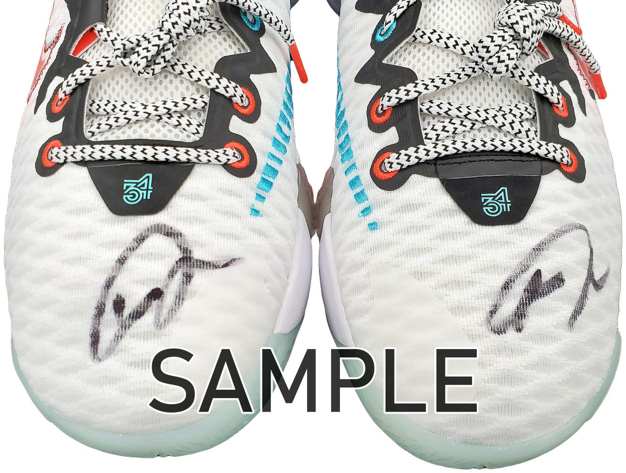 Giannis Antetokounmpo Autographed White Nike Immortality Shoes Miami Heat Size 16 Pair Beckett BAS QR Stock #197436