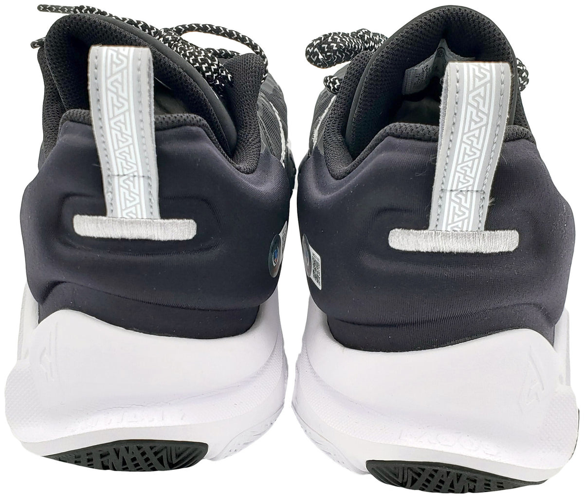 Giannis Antetokounmpo Autographed Black Nike Immortality Shoes Miami Heat Size 16 Pair Beckett BAS QR Stock #197434