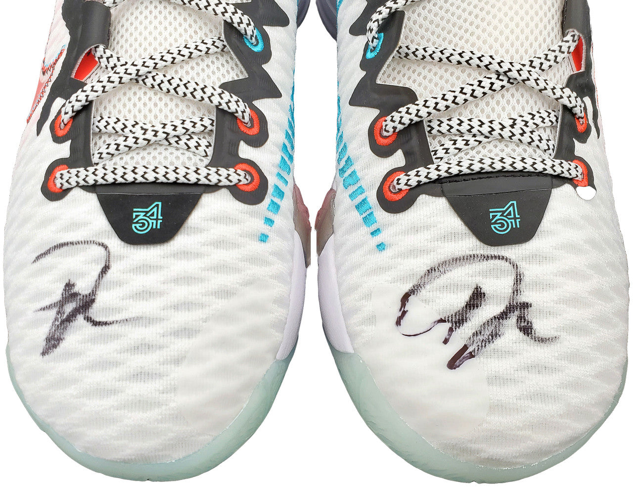 Giannis Antetokounmpo Autographed White Nike Immortality Shoes Miami Heat Size 16 Pair Beckett BAS QR Stock #197436