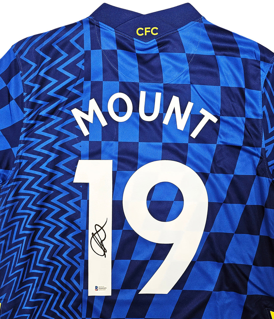 Chelsea F.C. Mason Mount Autographed Blue Nike Jersey Size M in Black Beckett BAS Stock #196480