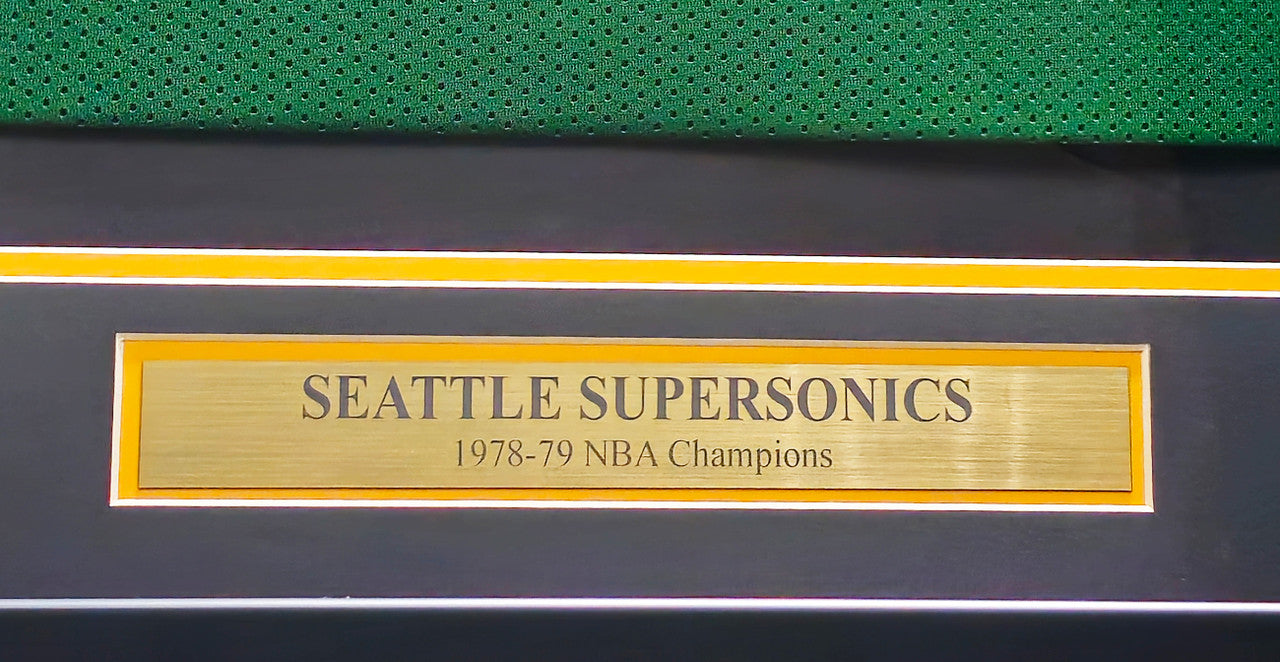 1978-79 NBA Champions Seattle Supersonics Multi Signed Autographed Framed Green Jersey With 9 Signatures Including Lenny Wilkens, Fred Brown & Gus Williams MCS Holo Stock #233872