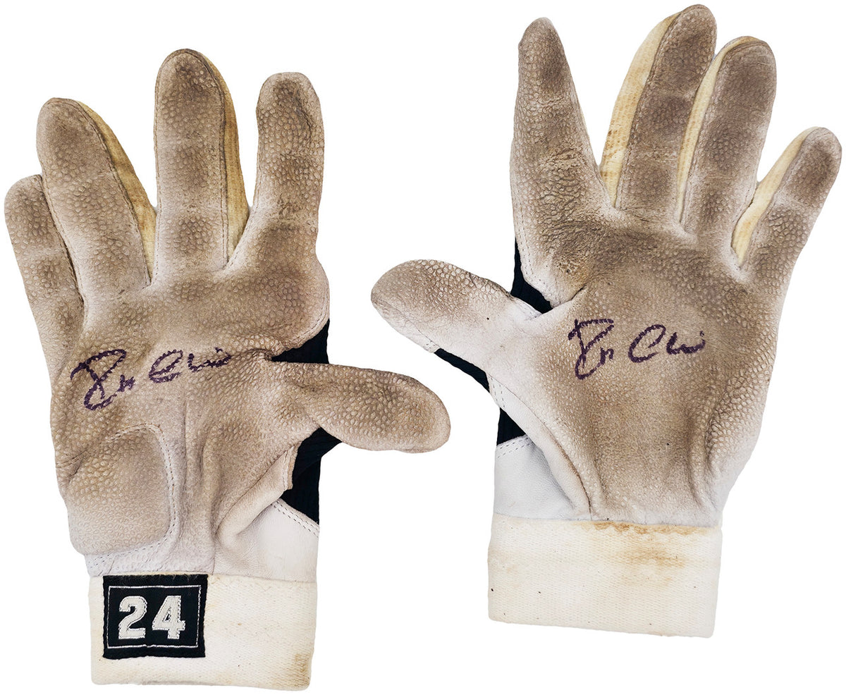 Robinson Cano Autographed Pair of Game Used White & Black Nike Batting Gloves New York Yankees PSA/DNA Stock #239112