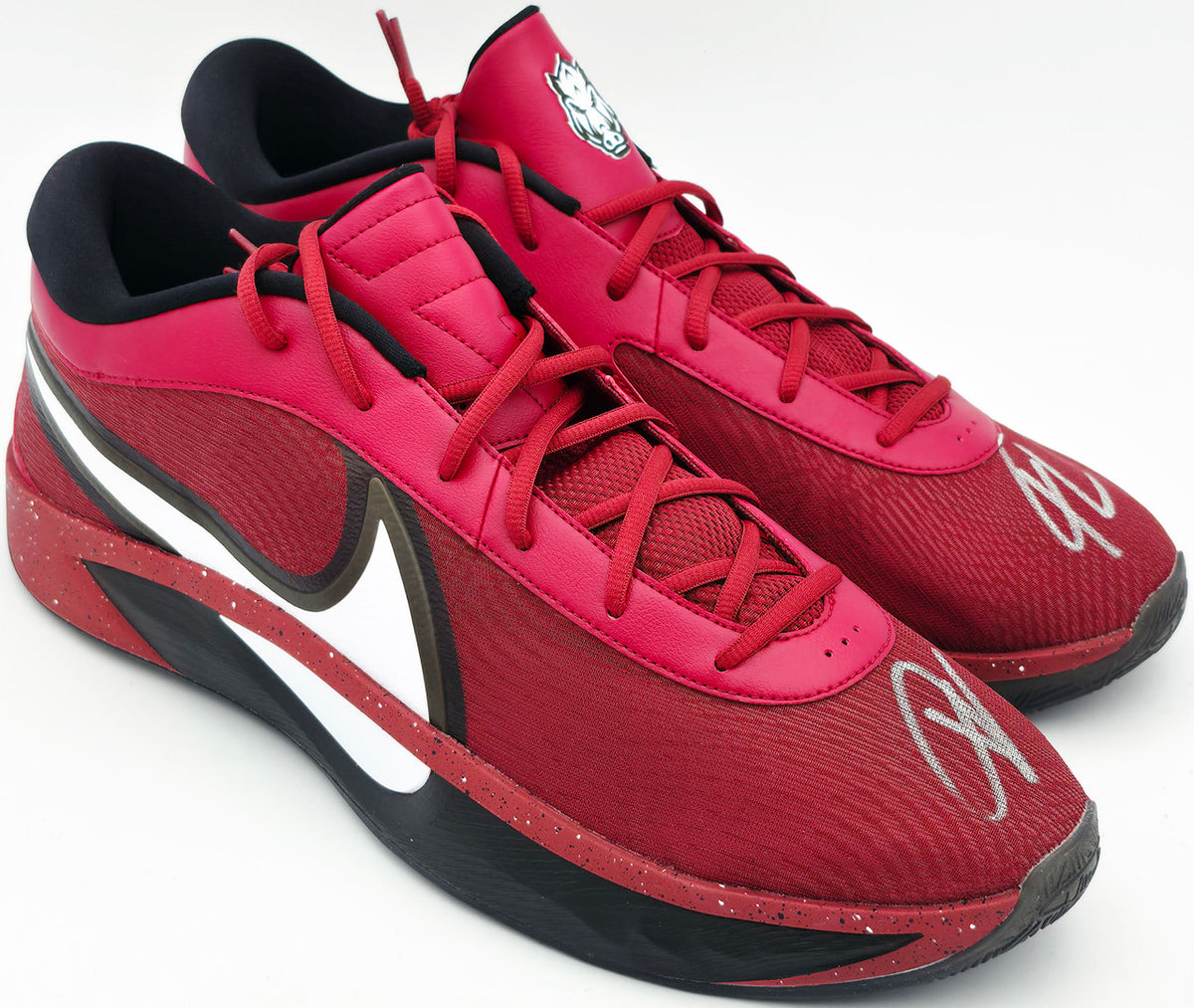 Giannis Antetokounmpo Autographed 2021 Player Exclusive (PE) Promo Zoom Freak 2 Shoes Bucks Size 17 Beckett BAS Witness Stock #252593
