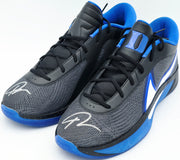 Giannis Antetokounmpo Autographed 2022 Player Exclusive (PE) Promo Royal Blue Nike Zoom Freak 4 NCAA Shoes Size 16 Beckett BAS Witness #3W396586 & #3W396587