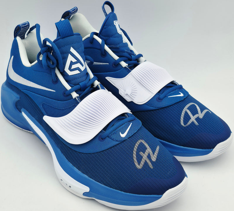 Giannis Antetokounmpo Autographed 2022 Player Exclusive (PE) Promo Villanova Navy Blue Nike Zoom Freak 4 NCAA Shoes Size 16 (With Box) Beckett BAS Witness #3W396289 & #3W396290