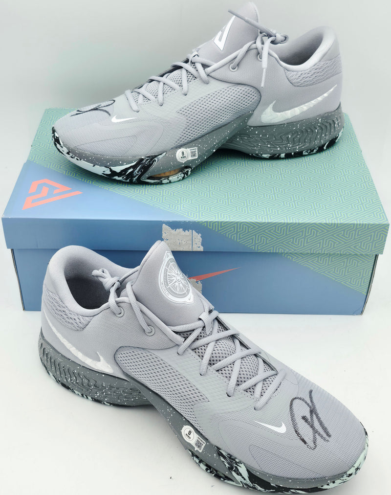 Giannis Antetokounmpo Autographed 2019 Player Exclusive (PE) Promo Orange Nike Zoom Freak 1 Shoes Bucks Size 17 (With Box) Beckett BAS Witness #3W396742 & #3W396743