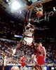 Shawn Kemp Autographed 8x10 Photo Seattle Supersonics Slam Dunk vs. Chicago Bulls MCS Holo Stock #202440