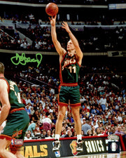 Detlef Schrempf Autographed 8x10 Photo Seattle Supersonics MCS Holo Stock #202449