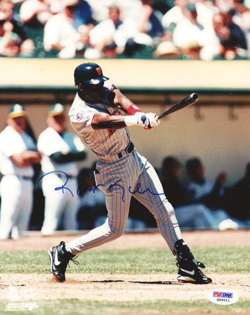 Roberto Kelly Autographed 8x10 Photo Minnesota Twins PSA/DNA #Q94011