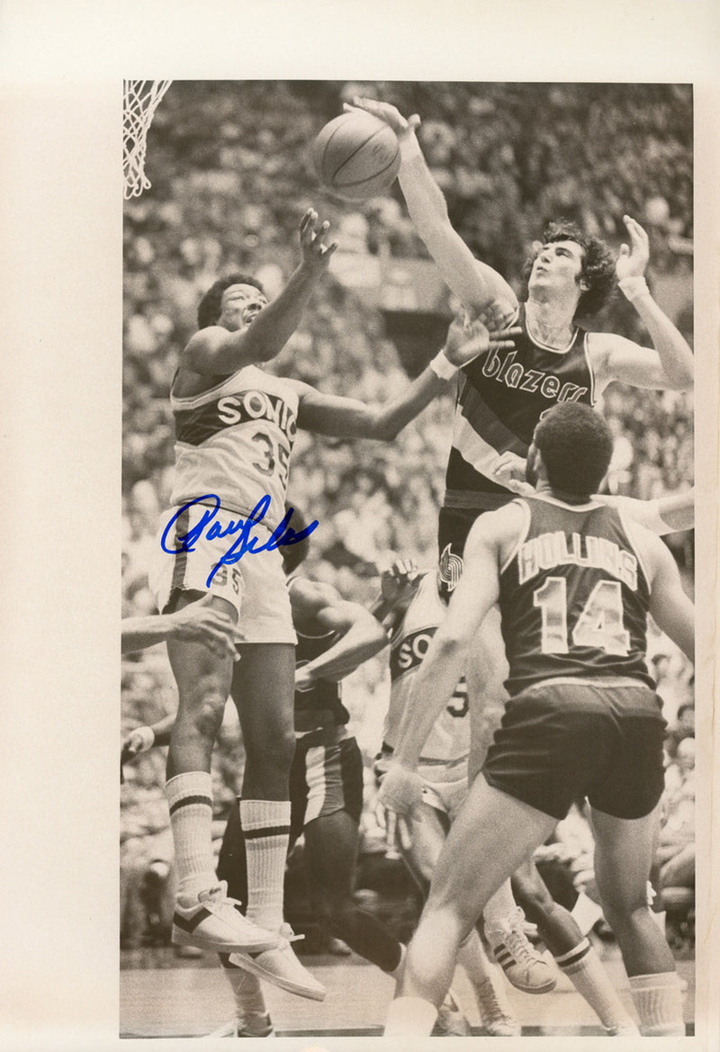 Paul Silas Autographed 8x11.5 Photo Seattle Supersonics MCS Holo #70181