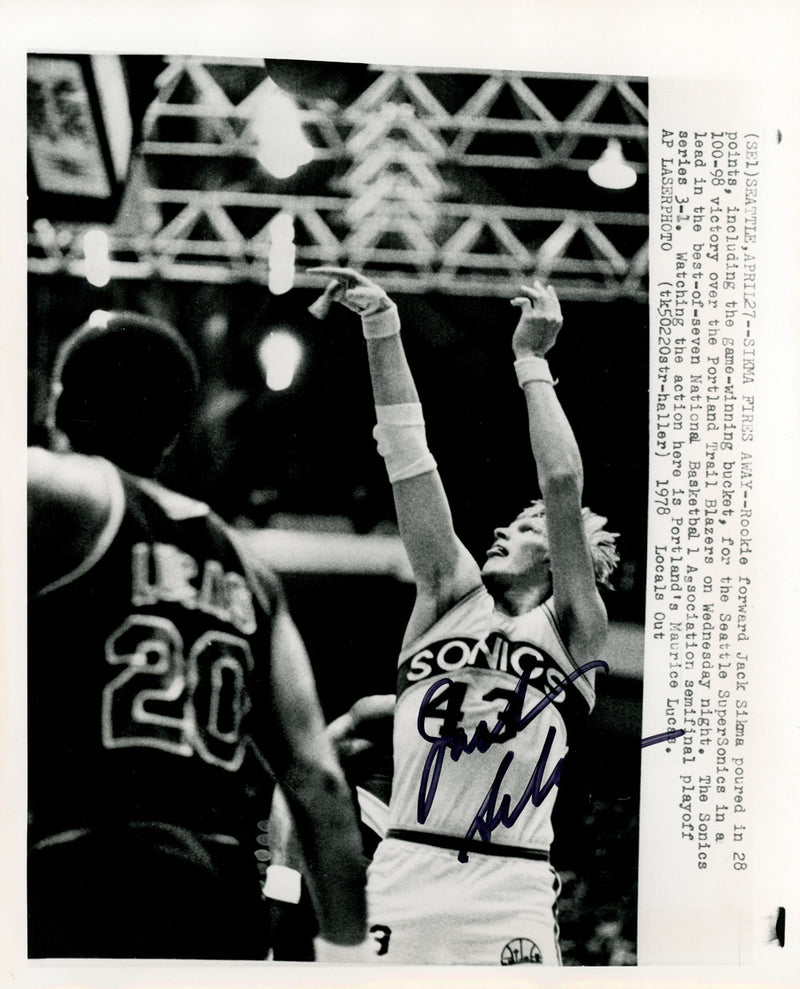 Jack Sikma Autographed 8x10 Wire Photo Seattle Supersonics MCS Holo #70199