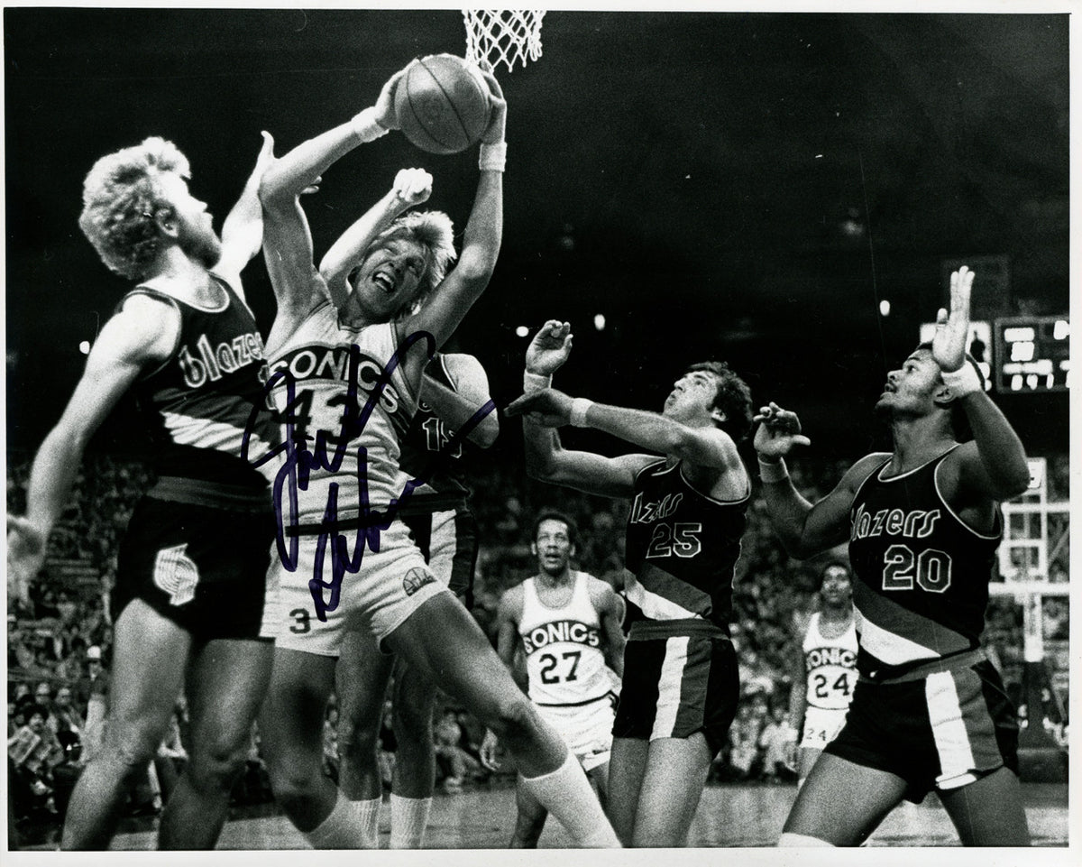 Jack Sikma Autographed 8x10 Photo Seattle Supersonics MCS Holo #70204