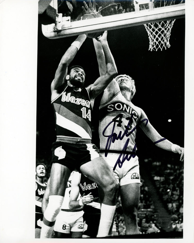 Jack Sikma Autographed 8x10 Photo Seattle Supersonics MCS Holo #70272