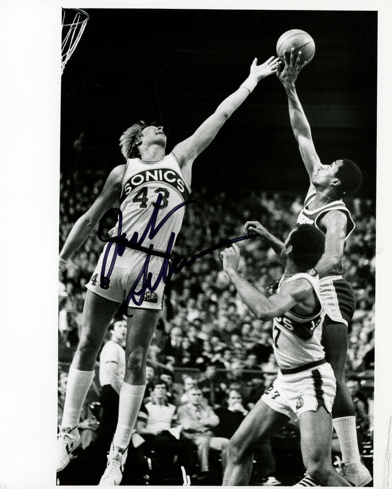Jack Sikma Autographed 8x10 Photo Seattle Supersonics MCS Holo #70276