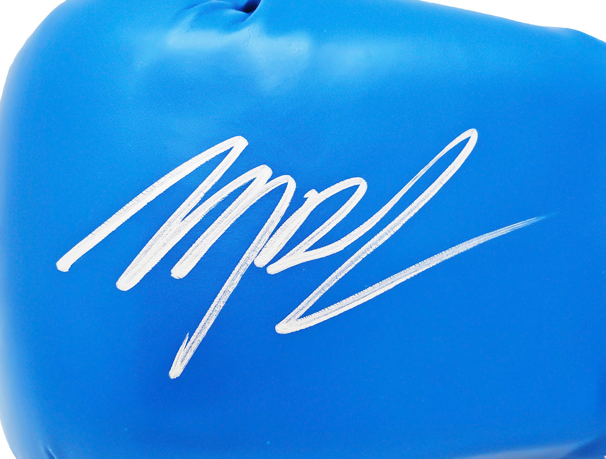 Michael B. Jordan Autographed Blue Reyes Boxing Glove Left Handed LH Beckett BAS Witness Stock #220635