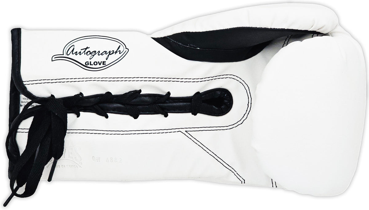 Michael B. Jordan Autographed White Reyes Boxing Glove Left Handed LH Beckett BAS Witness Stock #220643