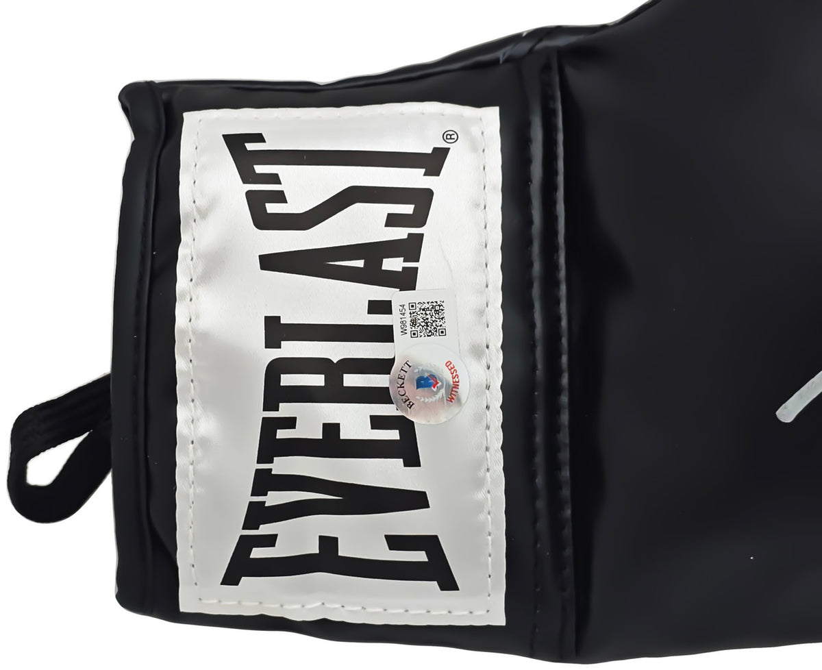 Michael B. Jordan Autographed Black Everlast Boxing Glove Right Handed RH Beckett BAS Witness Stock #220646