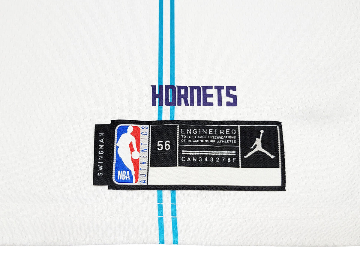 Charlotte Hornets LaMelo Ball Autographed White Nike Swingman Jersey Size XXL Beckett BAS QR Stock #209488