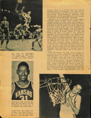 Oscar Robertson Autographed 8x11 Magazine Page Photo Milwaukee Bucks Beckett BAS QR #BP55256