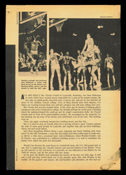 Wes Unseld Autographed 7x11 Magazine Photo Washington Bullets SKU #237869