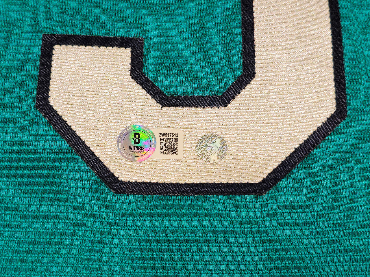 Seattle Mariners Ichiro Suzuki Autographed Teal Nike Jersey Size XL "HOF 25" IS Holo & Beckett BAS Witness QR Stock #238308