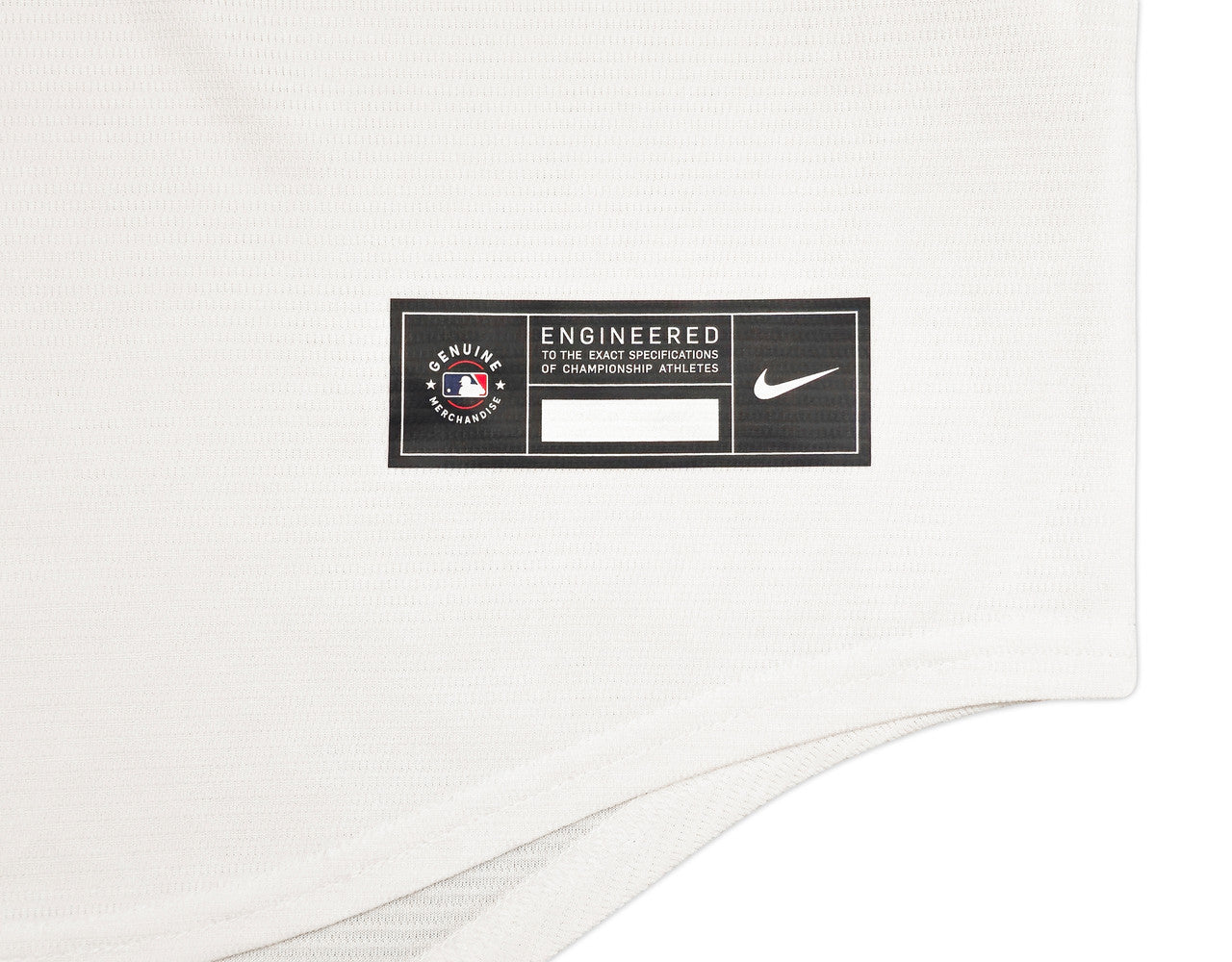 Seattle Mariners Ichiro Suzuki Autographed White Nike Jersey Size XL "HOF 25" IS Holo & Beckett BAS Witness QR Stock #238310