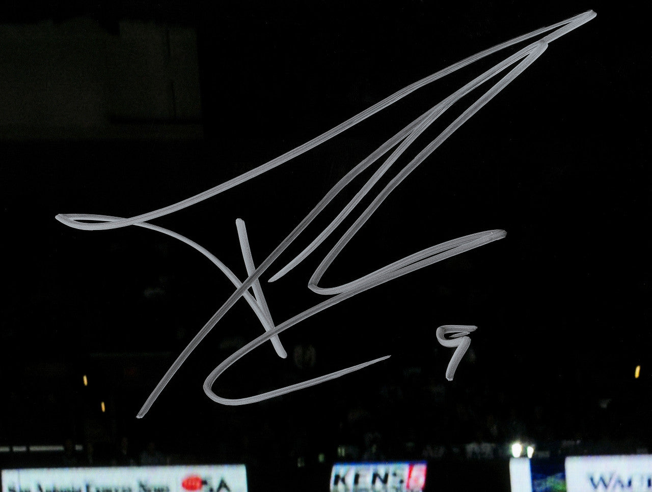 Tony Parker Autographed 16x20 Photo San Antonio Spurs Beckett BAS Witness Stock #222825