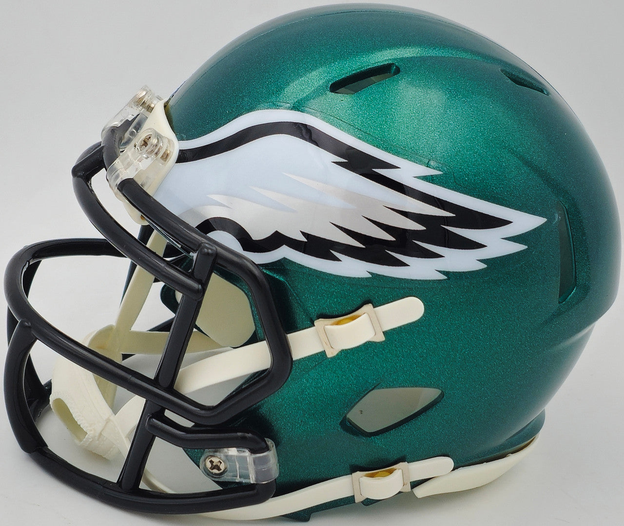 Brandon Graham Autographed Philadelphia Eagles Green Speed Mini Helmet Beckett BAS Witness Stock #238570