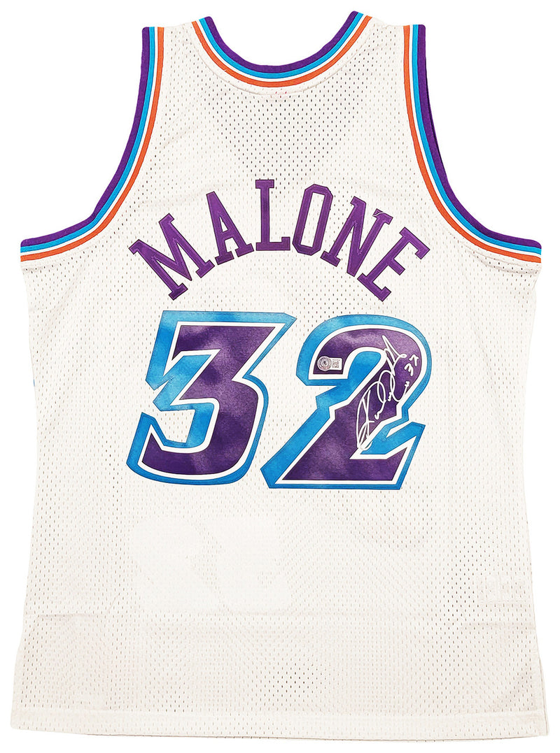 Utah Jazz Karl Malone Autographed White Authentic Mitchell & Ness Jersey Size L Beckett BAS Stock #211874