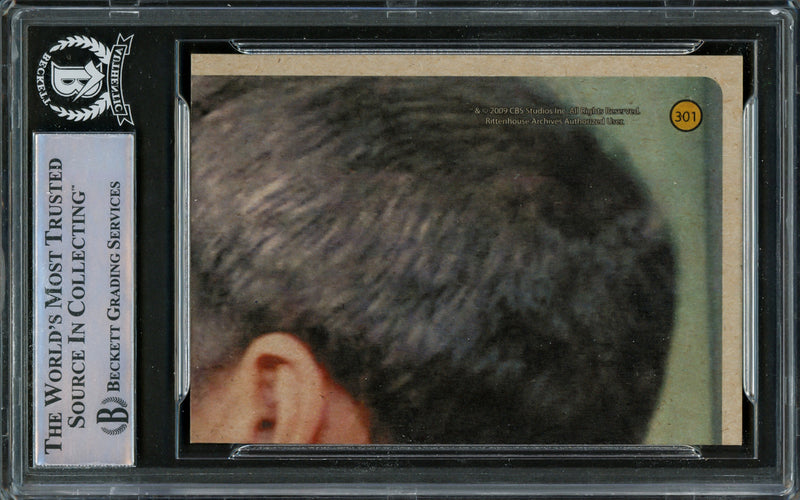 William Shatner Autographed 2009 Rittenhouse Card #301 Star Trek Captain Kirk The Original Series 40th Anniversary Beckett BAS #16581146