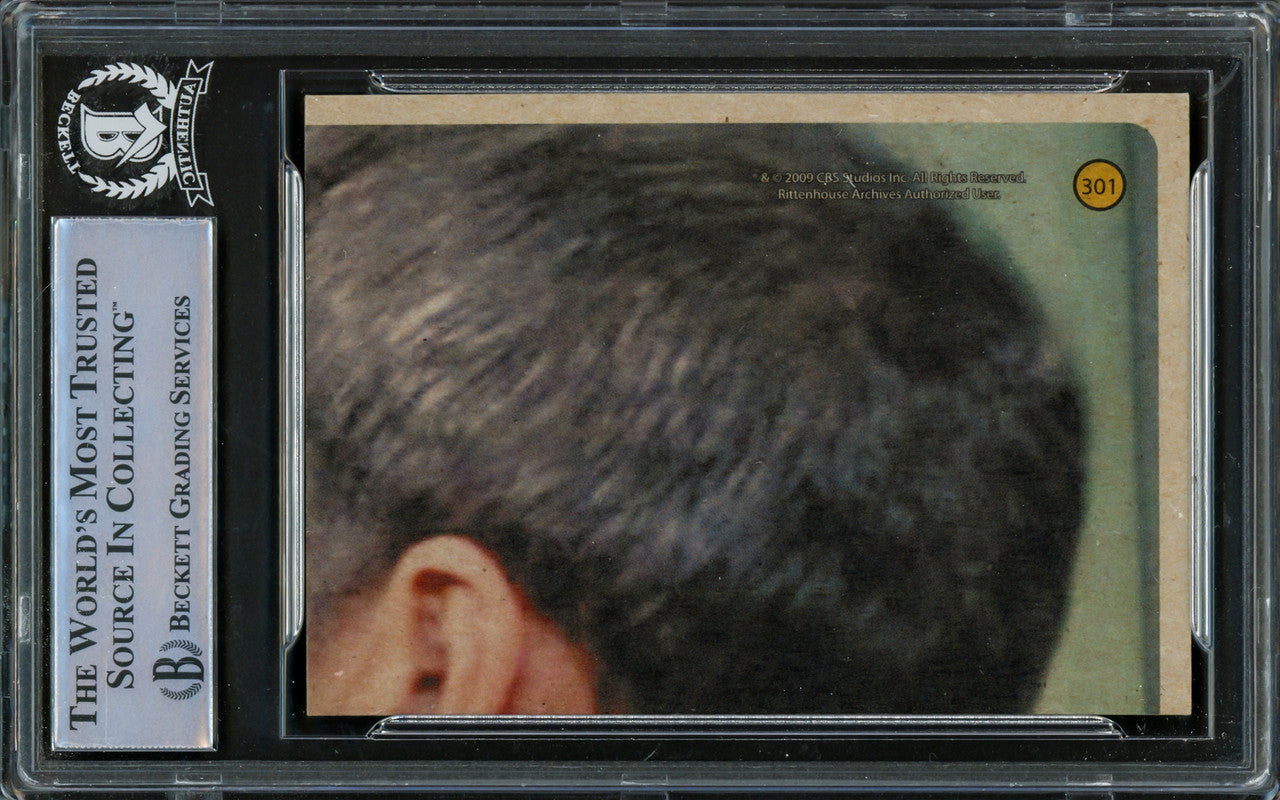 William Shatner Autographed 2009 Rittenhouse Card #301 Star Trek Captain Kirk The Original Series 40th Anniversary Beckett BAS #16581147