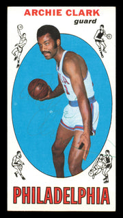Archie Clark Autographed 1969-70 Topps Rookie Card #32 Philadelphia 76ers SKU #240996