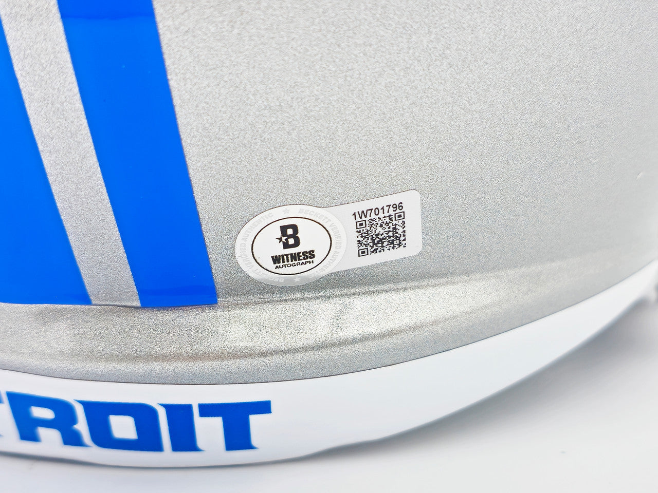 Sam LaPorta Autographed Detroit Lions Silver Full Size Replica Speed Helmet Beckett BAS Witness Stock #230024