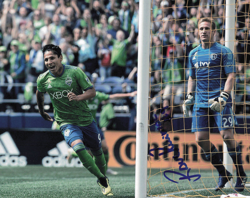 Raul Ruidiaz Autographed 8x10 Photo Seattle Sounders SKU #244070