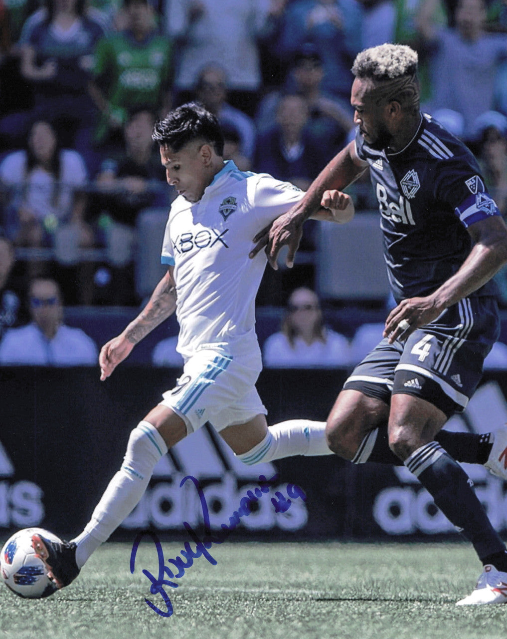 Raul Ruidiaz Autographed 8x10 Photo Seattle Sounders SKU #244072