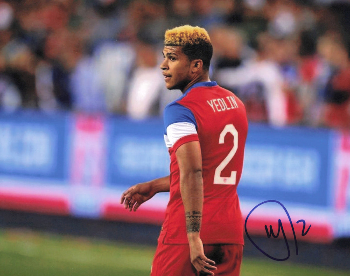 DeAndre Yedlin Autographed 8x10 Photo Team USA Men's National Soccer Team SKU #244189