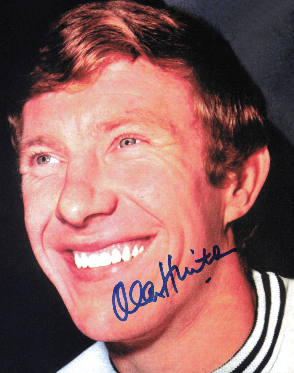 Alan Hinton Autographed 8x10 Photo England National Football Team SKU #244205