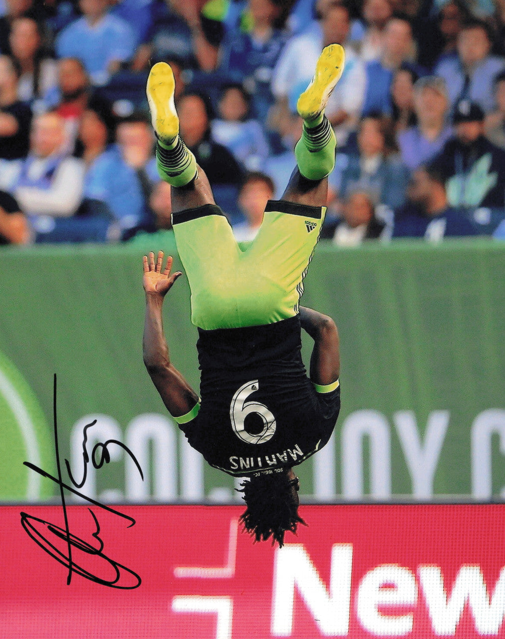 Obafemi Martins Autographed 8x10 Photo Seattle Sounders SKU #244220