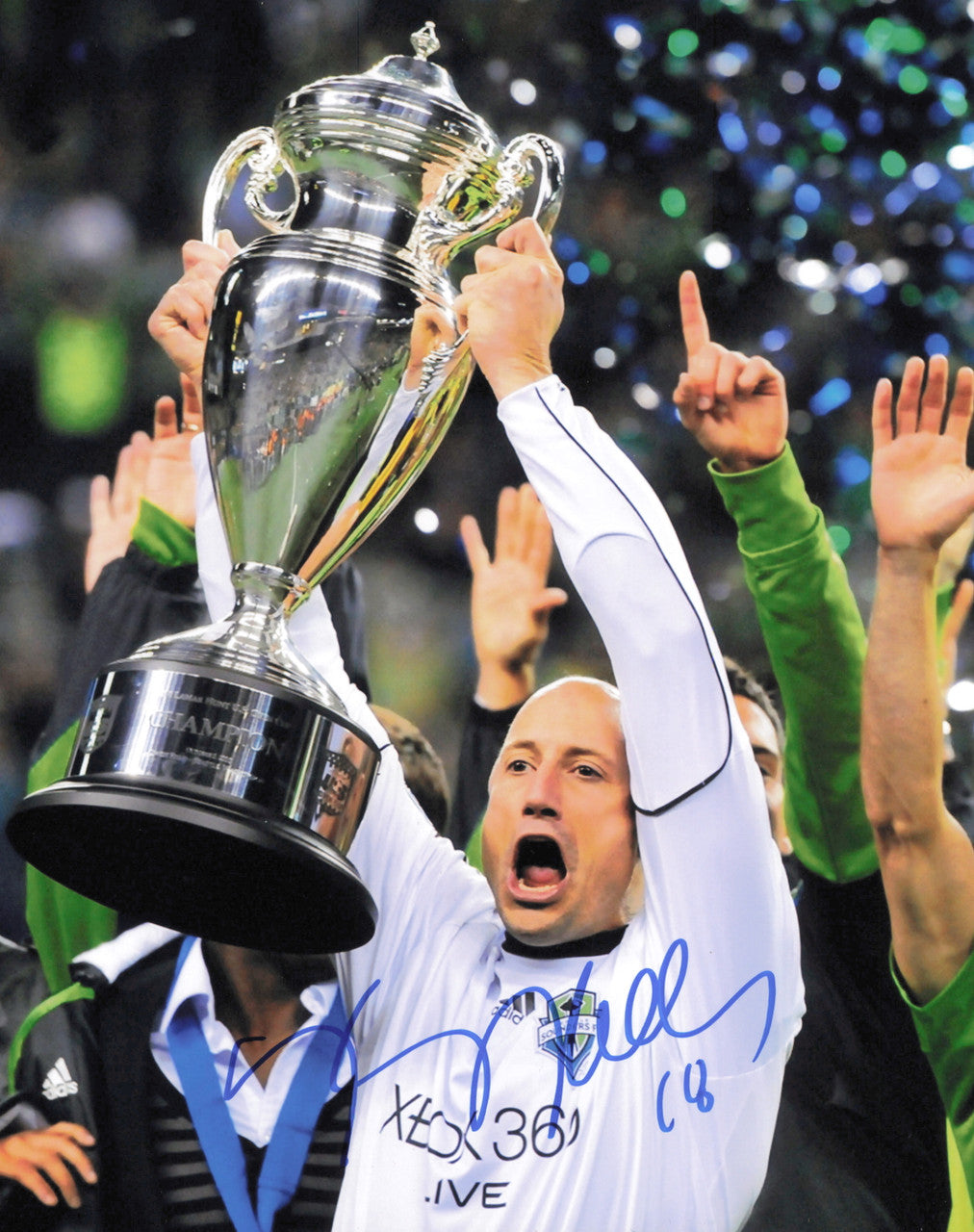 Kasey Keller Autographed 8x10 Photo Seattle Sounders SKU #244228