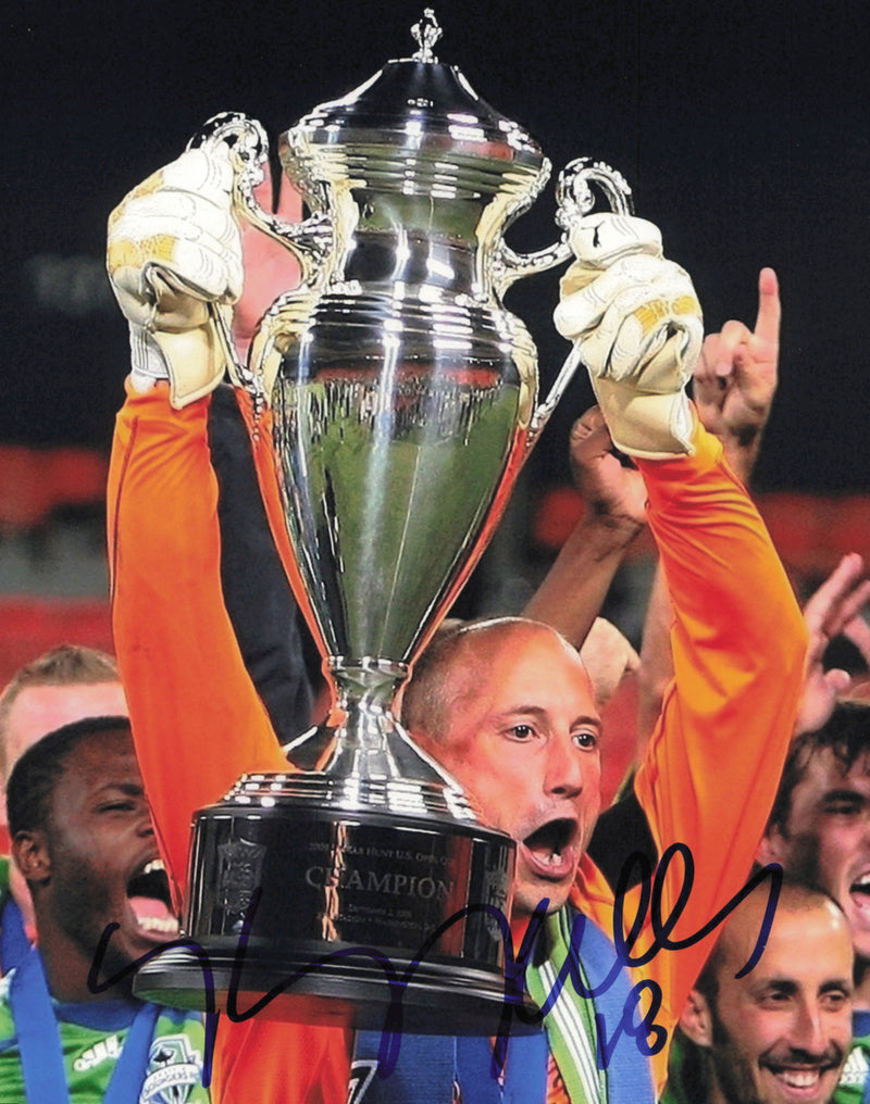 Kasey Keller Autographed 8x10 Photo Seattle Sounders SKU #244234