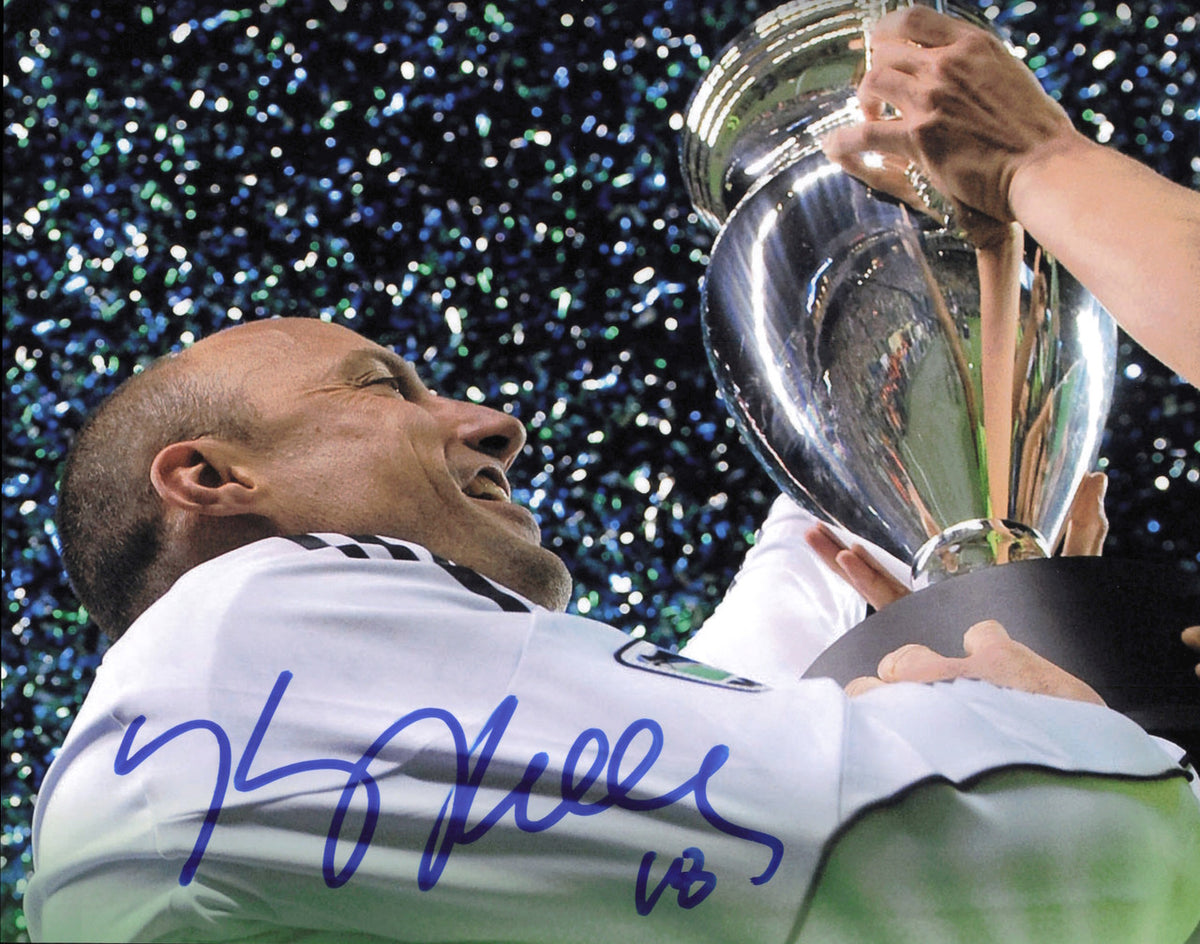Kasey Keller Autographed 8x10 Photo Seattle Sounders SKU #244244