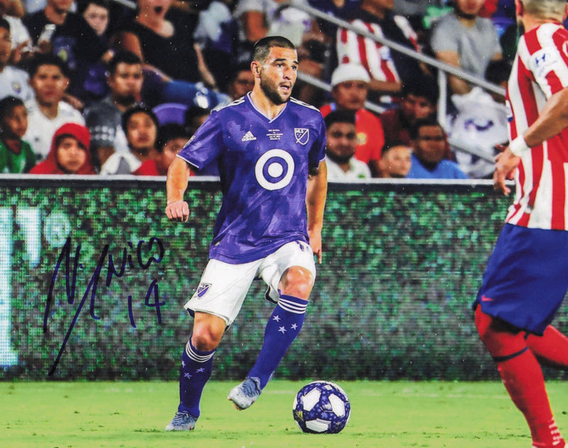 Nicolas Nico Lodeiro Autographed 8x10 Photo Seattle Sounders SKU #244297