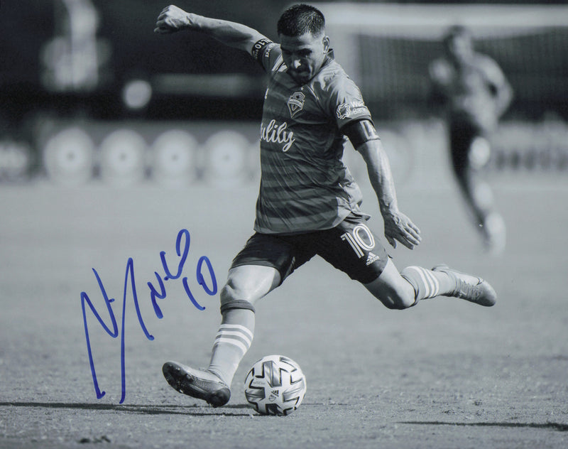 Nicolas Nico Lodeiro Autographed 8x10 Photo Seattle Sounders SKU #244301