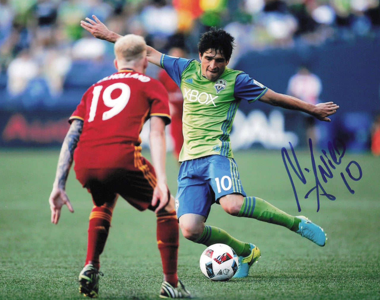 Nicolas Nico Lodeiro Autographed 8x10 Photo Seattle Sounders SKU #244304
