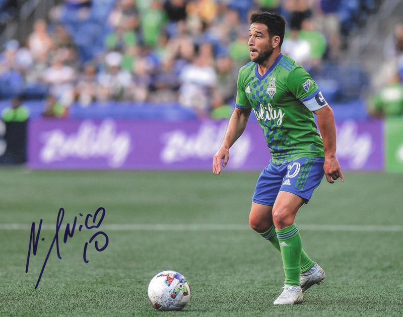 Nicolas Nico Lodeiro Autographed 8x10 Photo Seattle Sounders SKU #244306