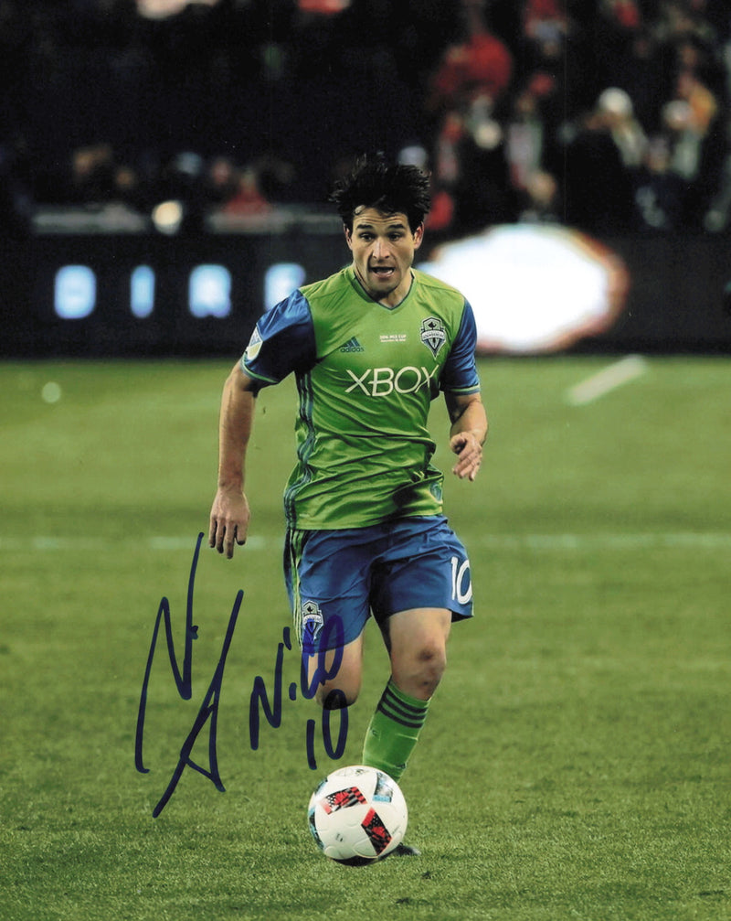 Nicolas Nico Lodeiro Autographed 8x10 Photo Seattle Sounders SKU #244315